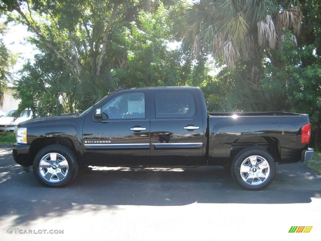 Black Chevrolet Silverado 1500