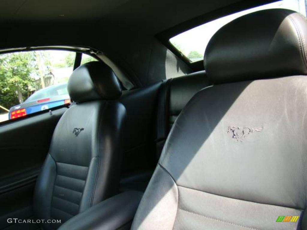2004 Mustang GT Convertible - Silver Metallic / Dark Charcoal photo #23