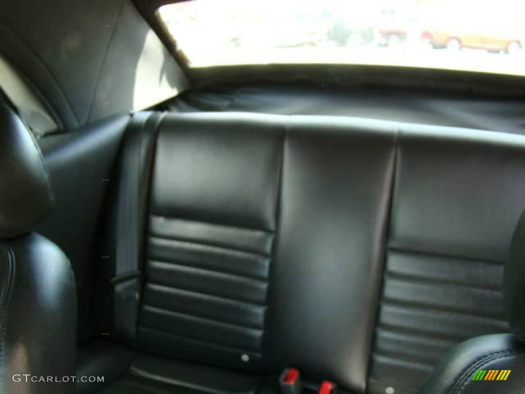 2004 Mustang GT Convertible - Silver Metallic / Dark Charcoal photo #24