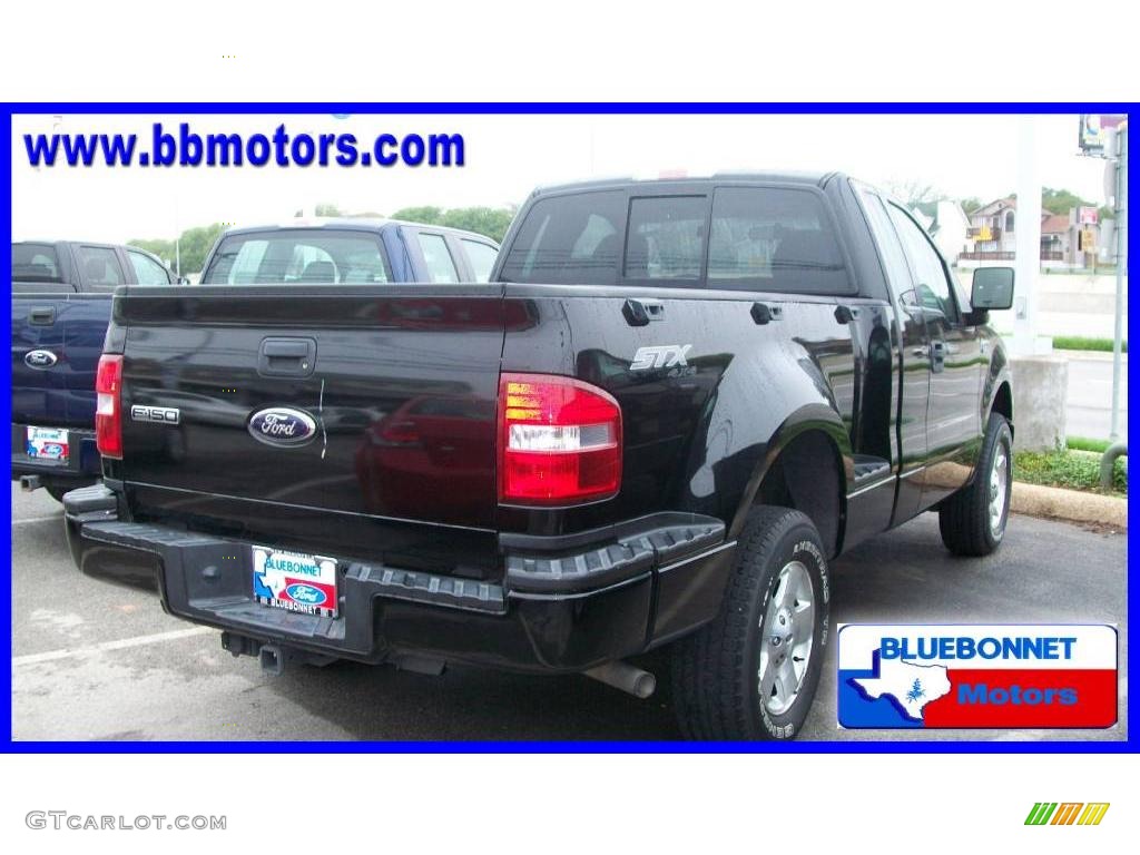 2006 F150 STX Regular Cab 4x4 - Black / Medium/Dark Flint photo #3