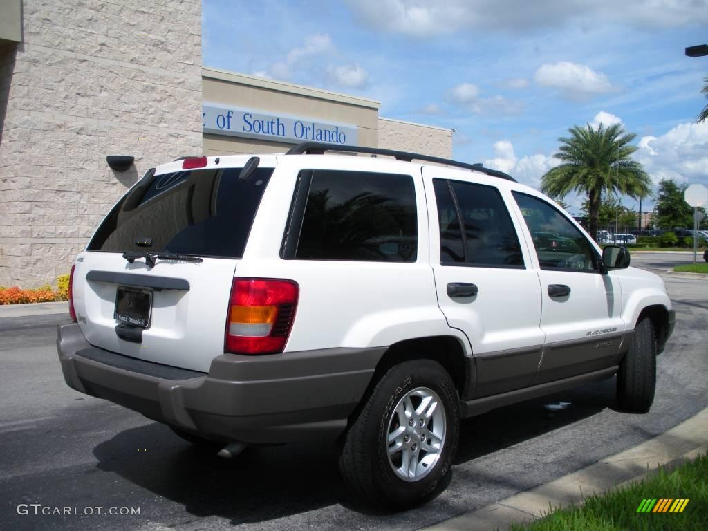 2003 Grand Cherokee Laredo - Stone White / Sandstone photo #6