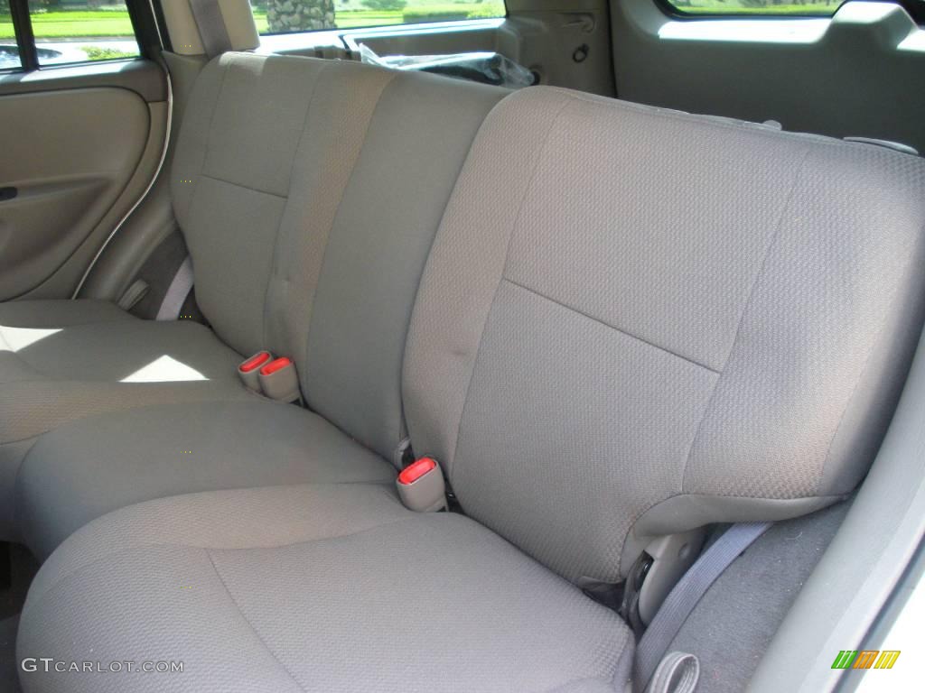 2003 Grand Cherokee Laredo - Stone White / Sandstone photo #14