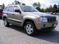 2005 Light Khaki Metallic Jeep Grand Cherokee Laredo 4x4  photo #7