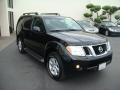 Super Black - Pathfinder SE 4x4 Photo No. 11