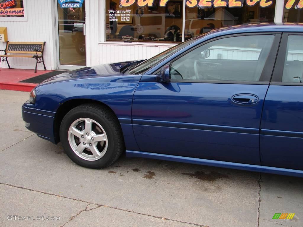 2005 Impala LS - Superior Blue Metallic / Medium Gray photo #20