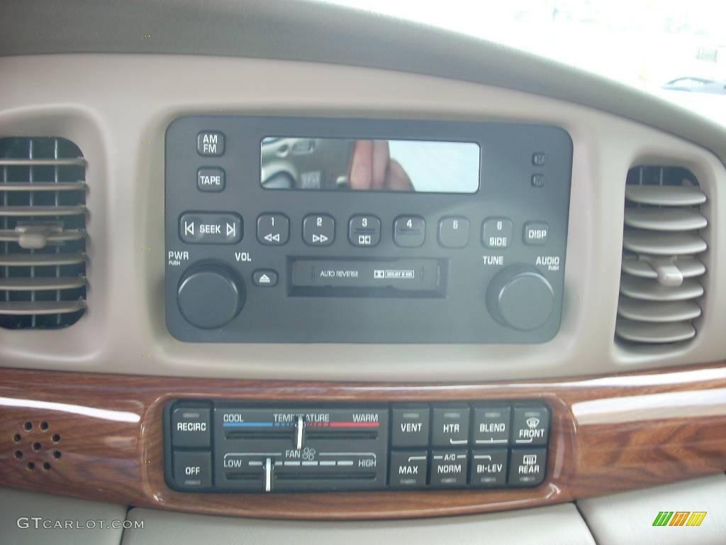 2002 LeSabre Custom - White / Taupe photo #12