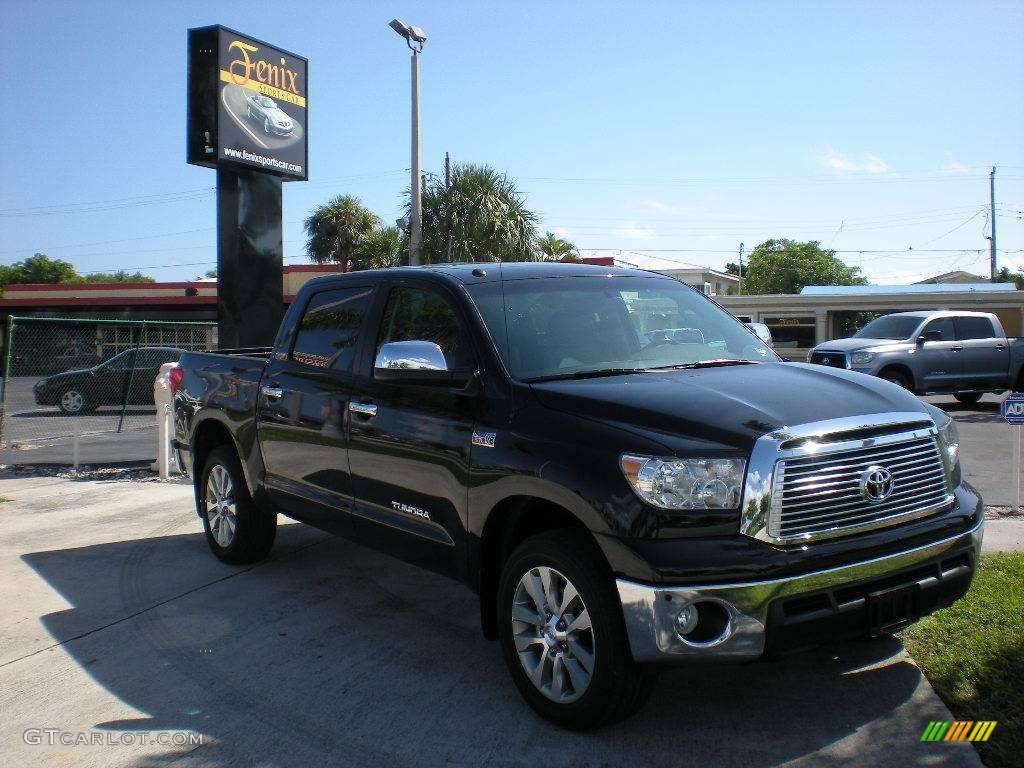 Black Toyota Tundra