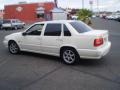 1999 White Volvo S70   photo #3