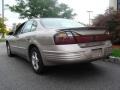 2001 Light Bronzemist Metallic Pontiac Bonneville SE  photo #5