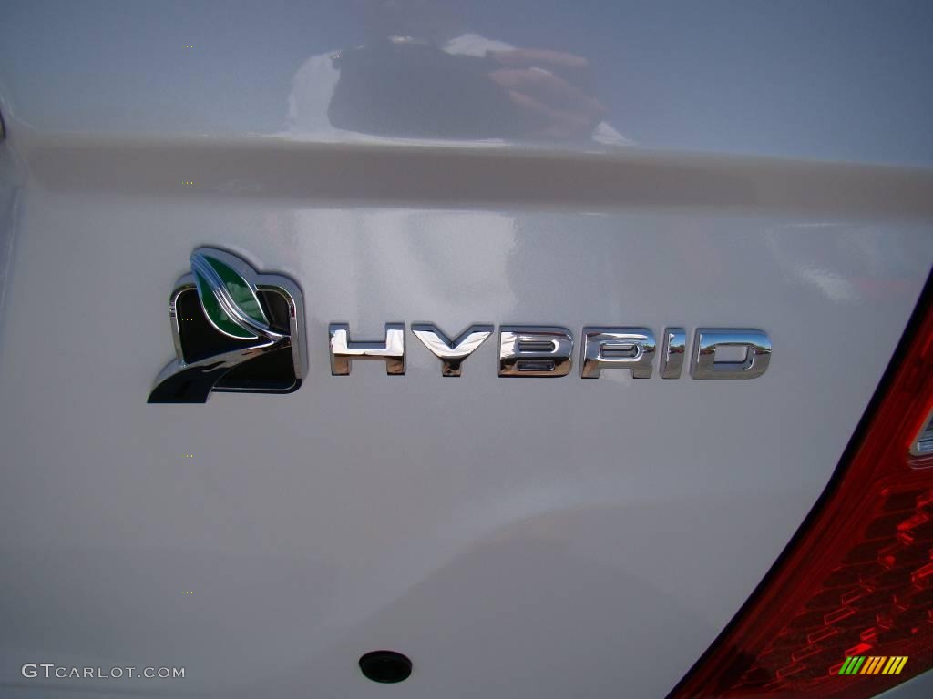 2010 Fusion Hybrid - White Platinum Tri-coat Metallic / Charcoal Black photo #14