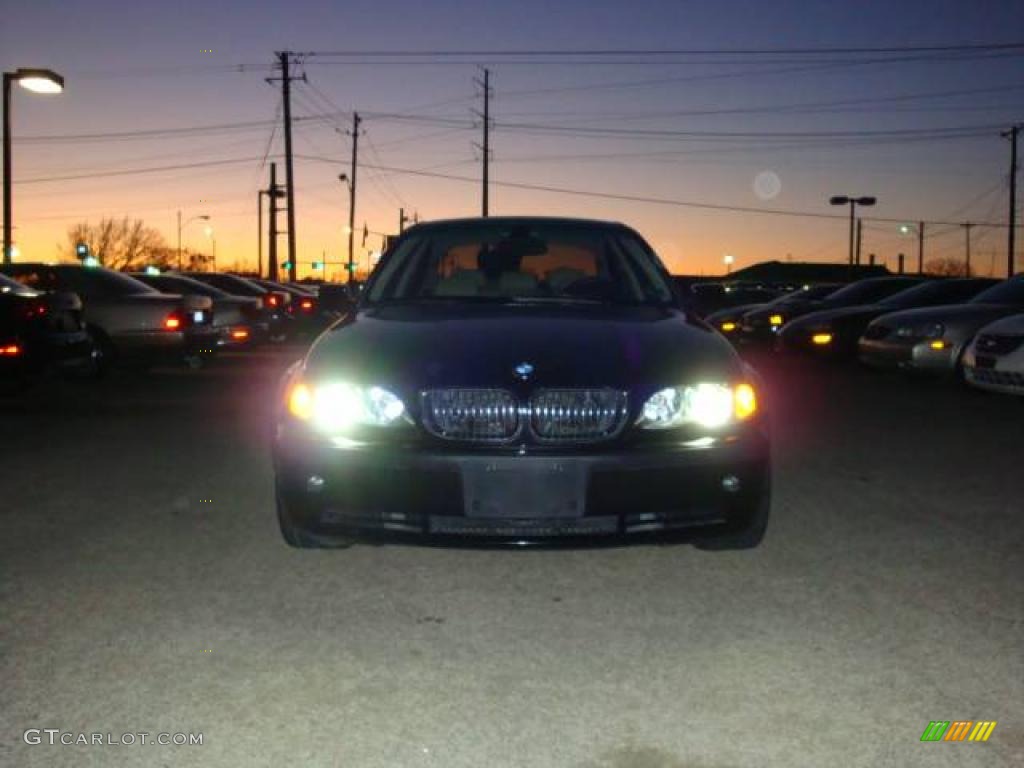 2004 3 Series 330i Sedan - Black Sapphire Metallic / Sand photo #2