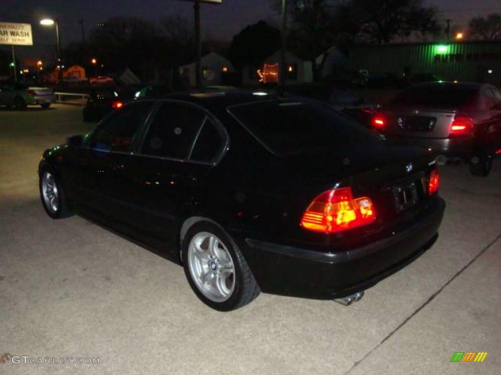 2004 3 Series 330i Sedan - Black Sapphire Metallic / Sand photo #6