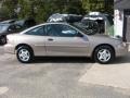 2000 Sandrift Metallic Chevrolet Cavalier Coupe  photo #4