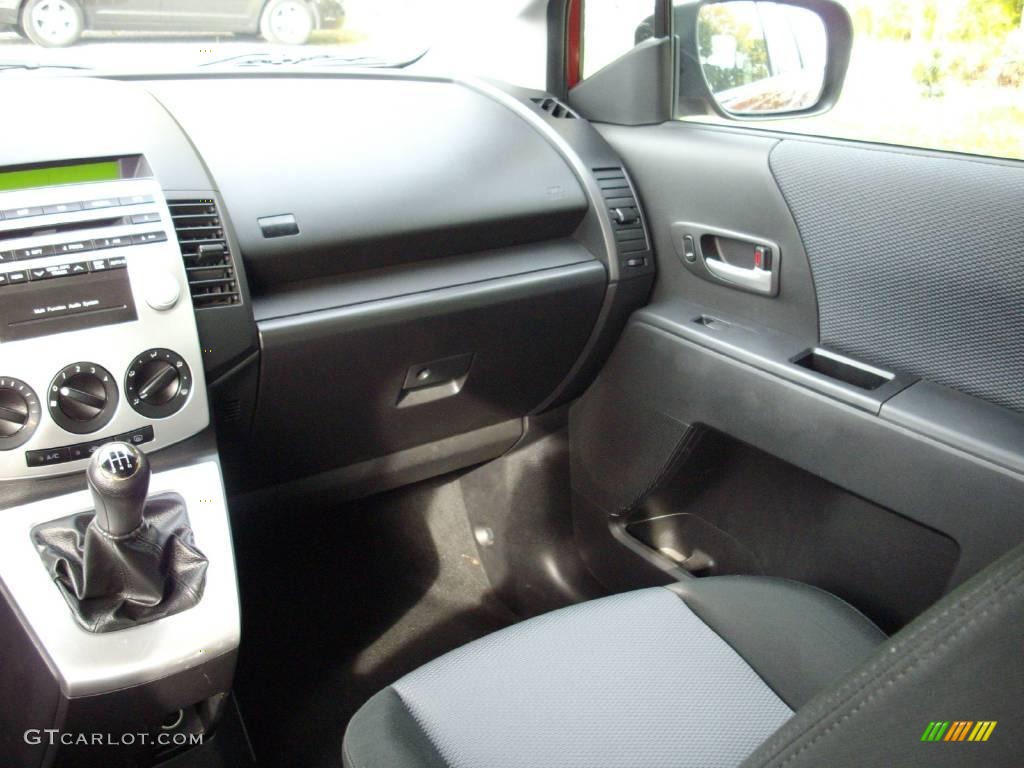 2006 MAZDA5 Sport - Cardinal Red Mica / Black photo #15