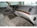 Medium Graphite Metallic - Town Car Executive Photo No. 39