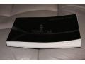 Medium Graphite Metallic - Town Car Executive Photo No. 40