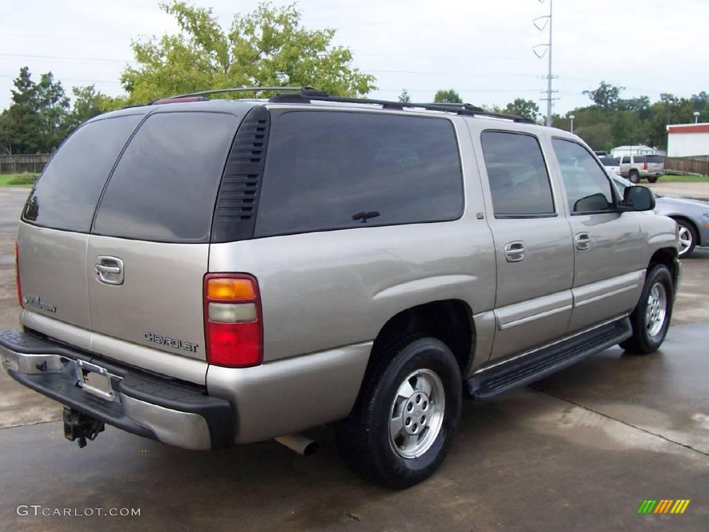 2003 Suburban 1500 LT - Sandalwood Metallic / Tan/Neutral photo #4