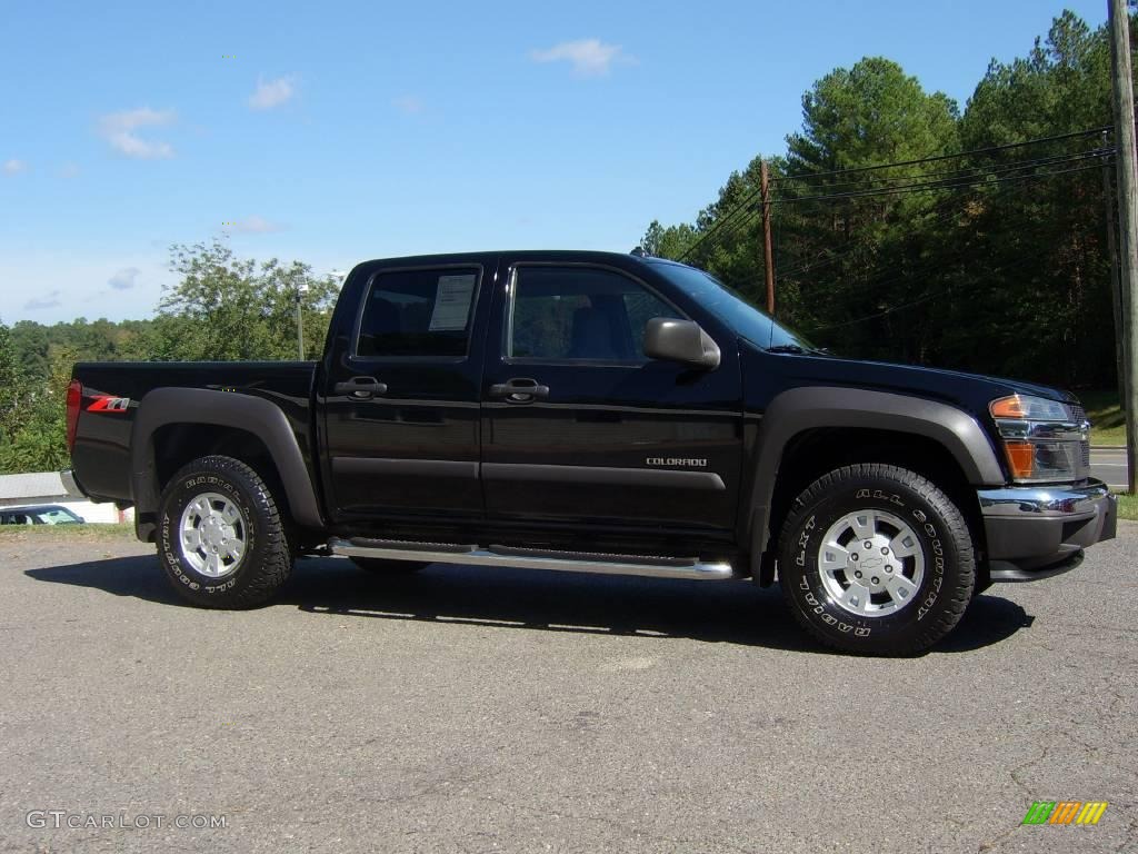 2004 Colorado LS Crew Cab - Black / Medium Dark Pewter photo #1