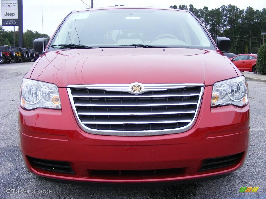 2010 Town & Country LX - Inferno Red Crystal Pearl / Medium Pebble Beige/Cream photo #3
