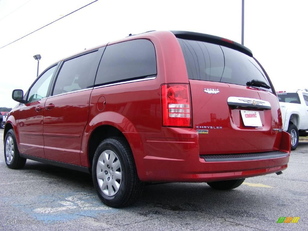 2010 Town & Country LX - Inferno Red Crystal Pearl / Medium Pebble Beige/Cream photo #6
