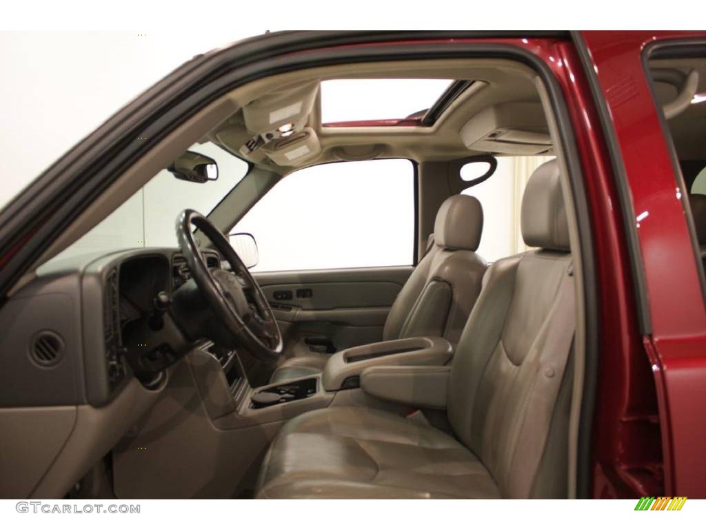 2004 Suburban 1500 LT 4x4 - Sport Red Metallic / Gray/Dark Charcoal photo #8