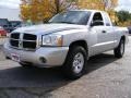 Bright Silver Metallic - Dakota SLT Club Cab Photo No. 1