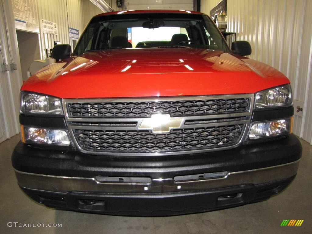 2006 Silverado 1500 LS Extended Cab 4x4 - Victory Red / Medium Gray photo #3