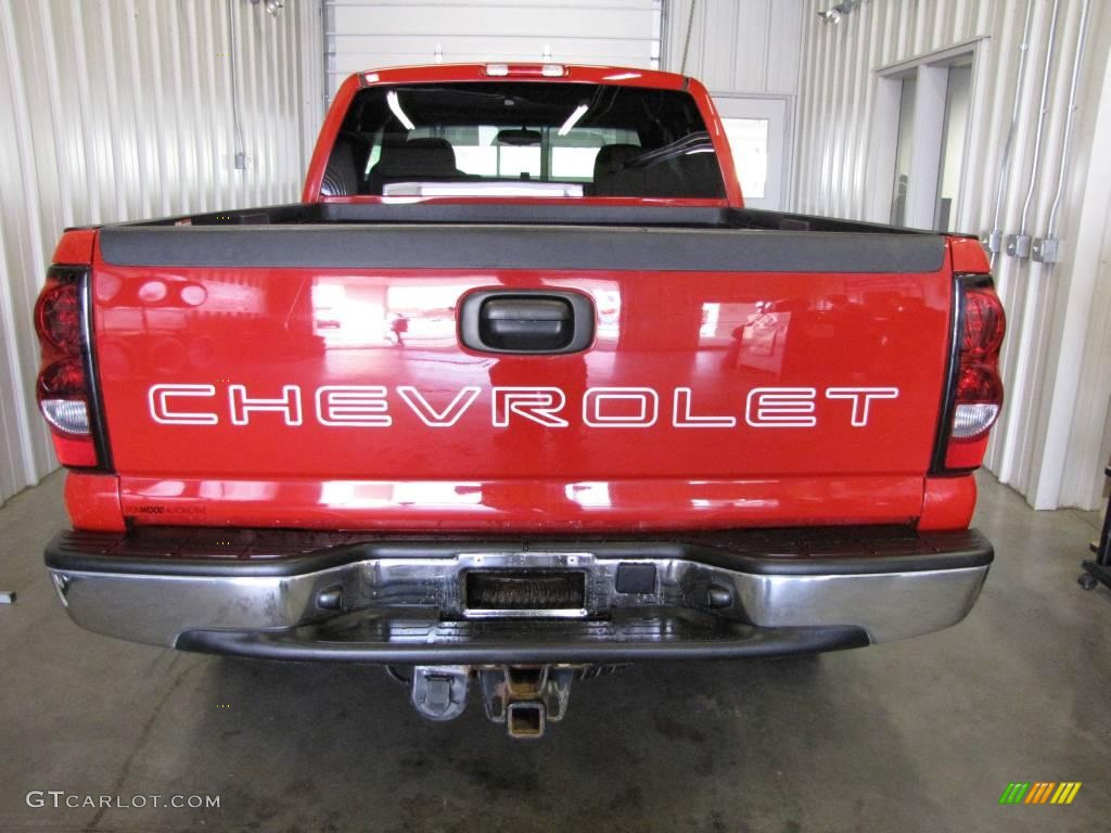 2006 Silverado 1500 LS Extended Cab 4x4 - Victory Red / Medium Gray photo #4