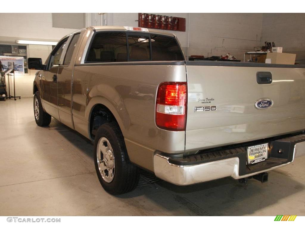 2005 F150 XLT SuperCab - Arizona Beige Metallic / Tan photo #4