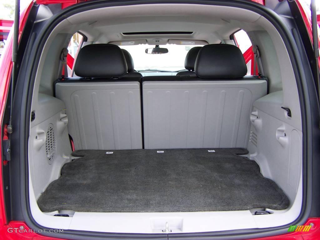 2006 HHR LT - Victory Red / Ebony Black/Light Gray photo #11