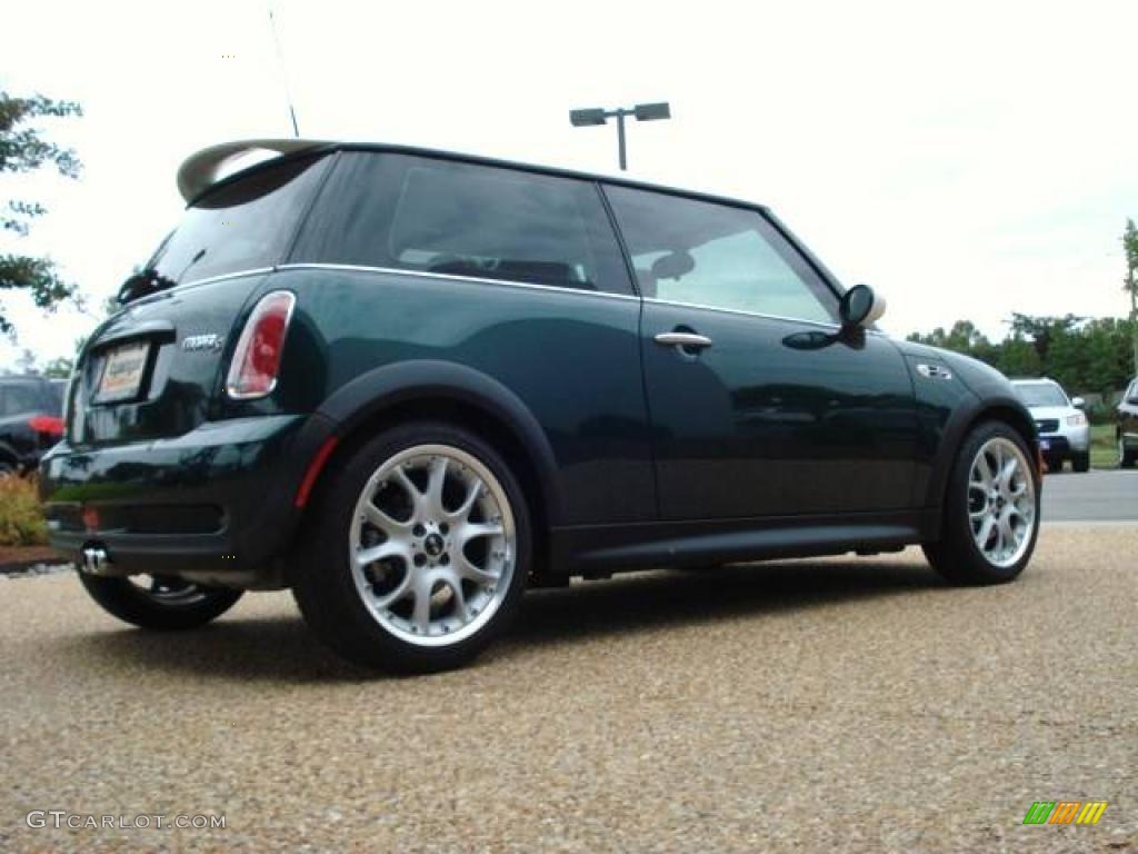 2006 Cooper S Hardtop - British Racing Green Metallic / Black/Panther Black photo #4