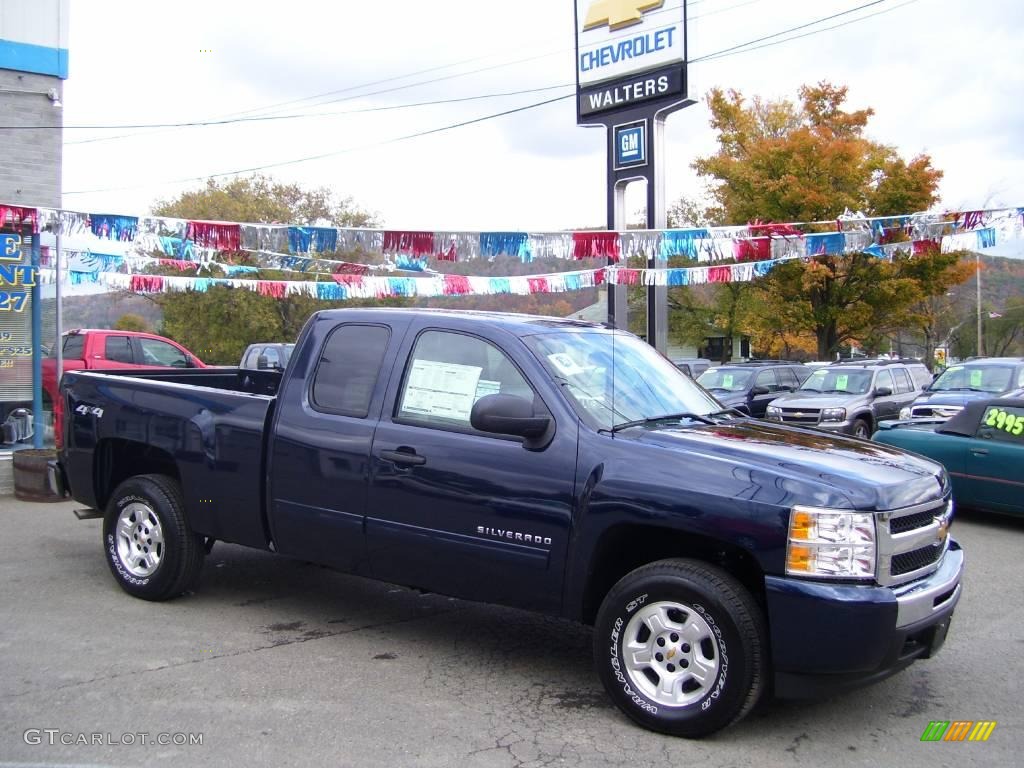 2009 Silverado 1500 LT Extended Cab 4x4 - Imperial Blue Metallic / Light Titanium photo #3
