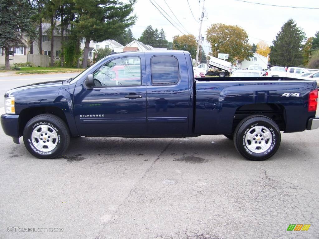 2009 Silverado 1500 LT Extended Cab 4x4 - Imperial Blue Metallic / Light Titanium photo #8