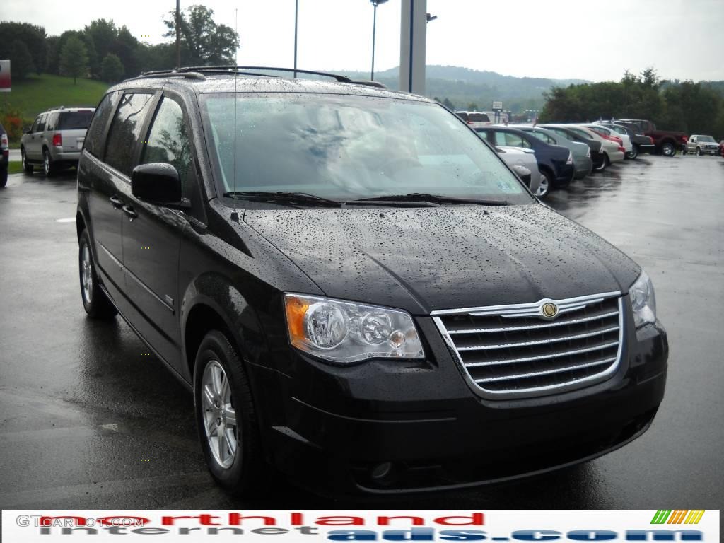 2008 Town & Country Touring - Brilliant Black Crystal Pearlcoat / Medium Slate Gray/Light Shale photo #4