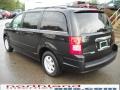 2008 Brilliant Black Crystal Pearlcoat Chrysler Town & Country Touring  photo #8