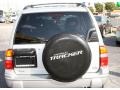 Silverleaf Metallic - Tracker 4WD Photo No. 7