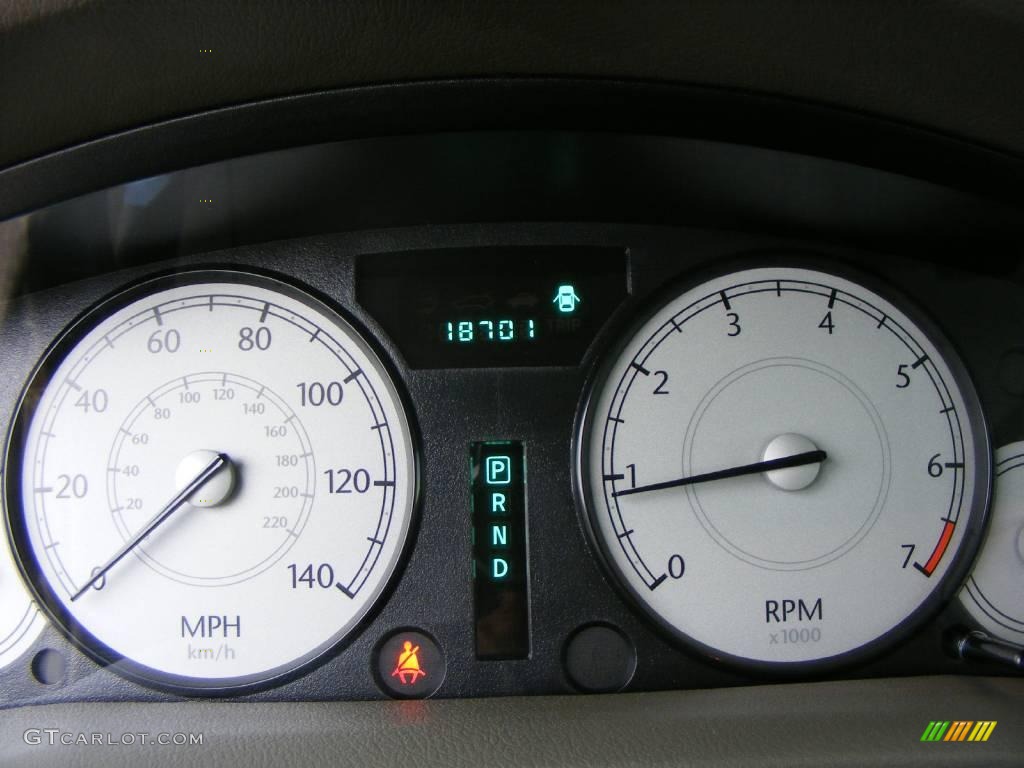 2007 300 Touring - Linen Gold Metallic / Dark Khaki/Light Graystone photo #7