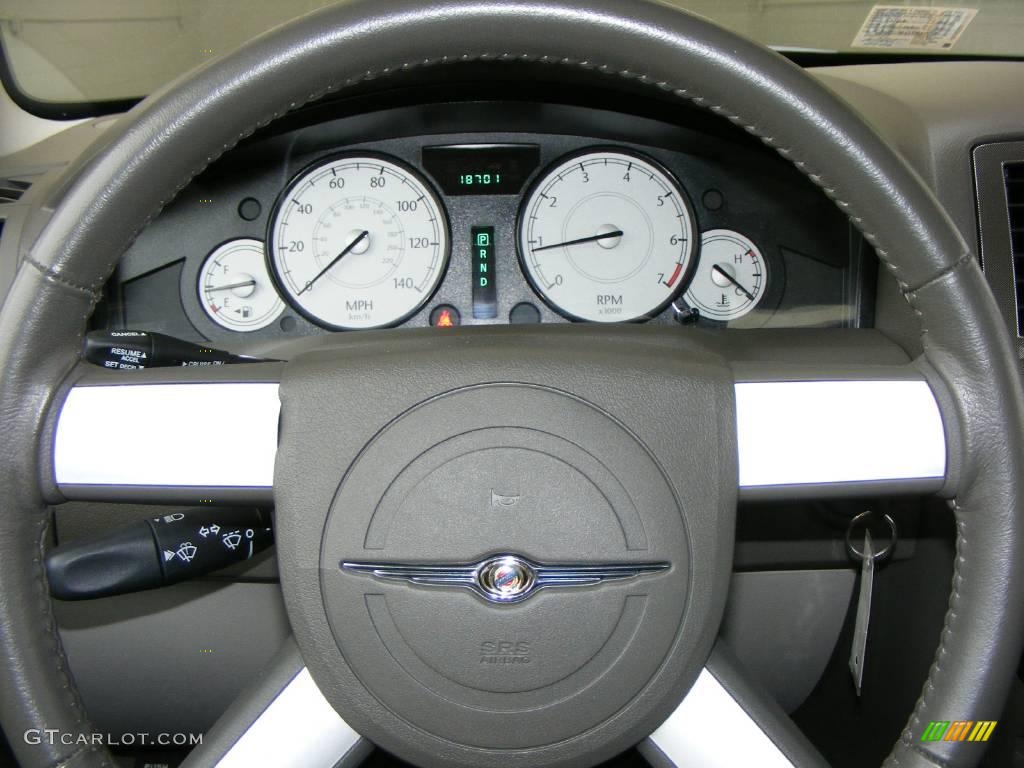 2007 300 Touring - Linen Gold Metallic / Dark Khaki/Light Graystone photo #8
