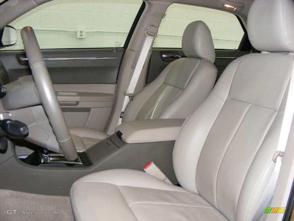 2007 300 Touring - Linen Gold Metallic / Dark Khaki/Light Graystone photo #12