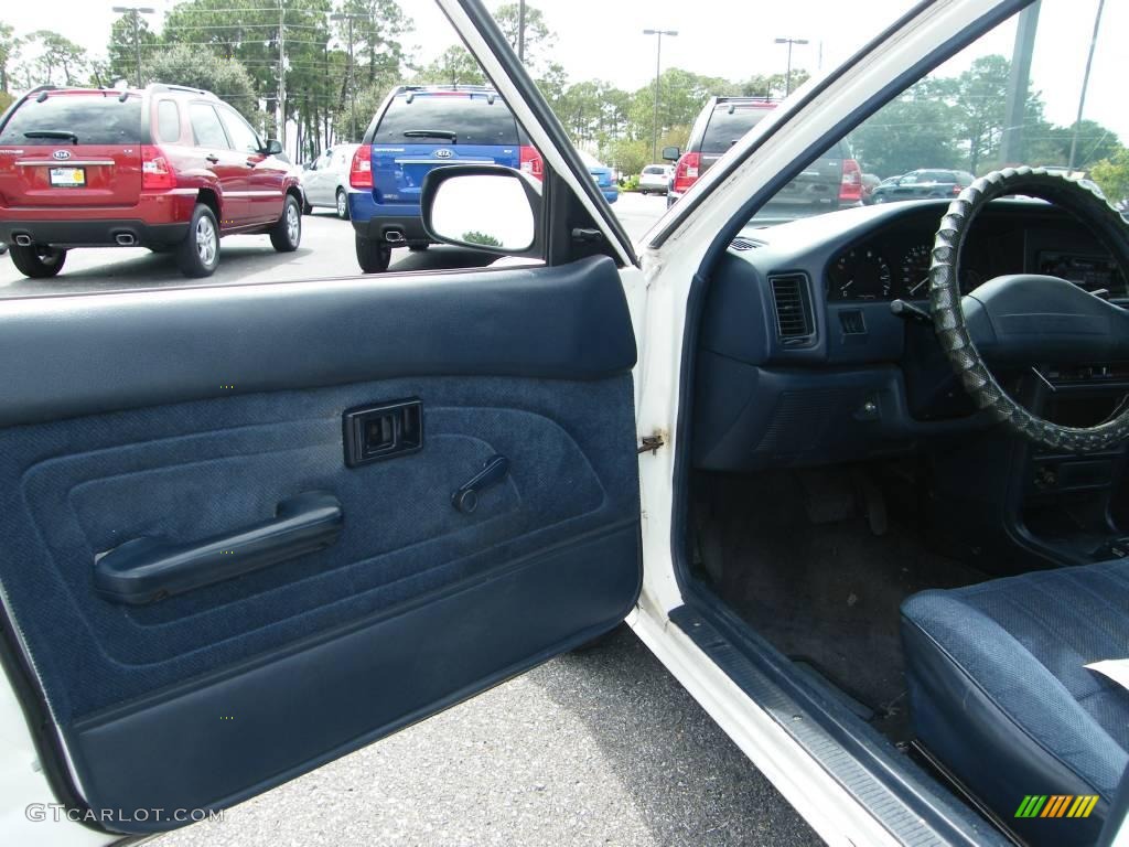 1992 Corolla DX Sedan - Super White / Blue photo #13