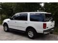 Oxford White - Expedition XLT 4x4 Photo No. 6