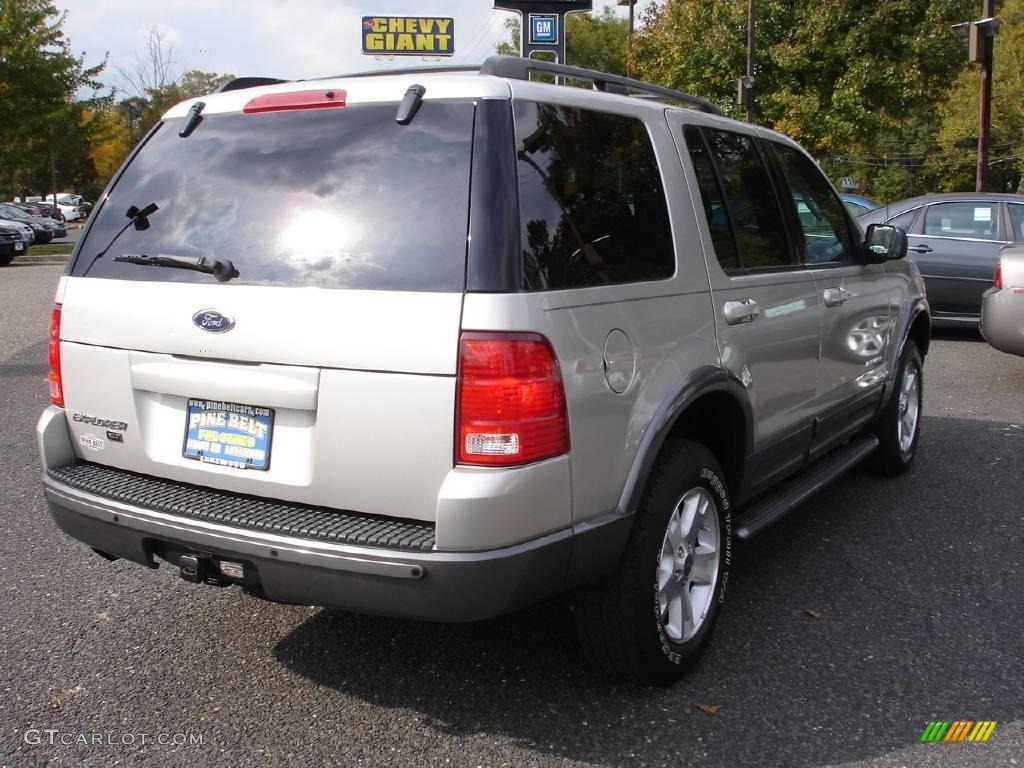 2004 Explorer XLT 4x4 - Silver Birch Metallic / Graphite photo #3