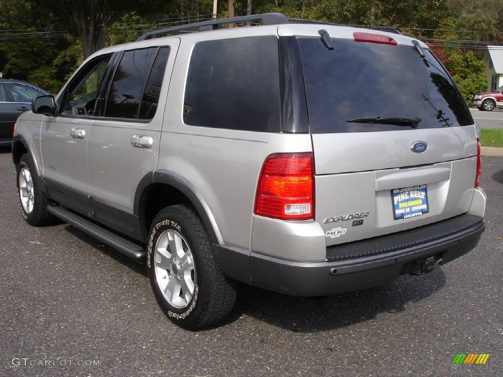 2004 Explorer XLT 4x4 - Silver Birch Metallic / Graphite photo #4