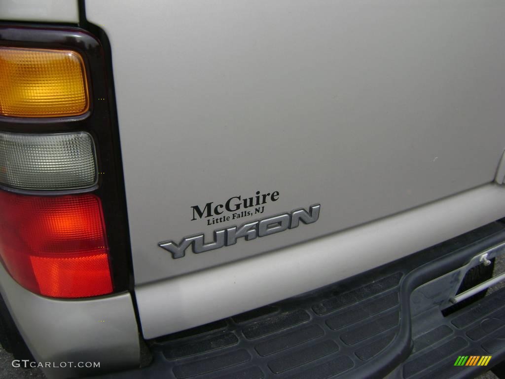 2004 Yukon SLT 4x4 - Silver Birch Metallic / Pewter/Dark Pewter photo #8