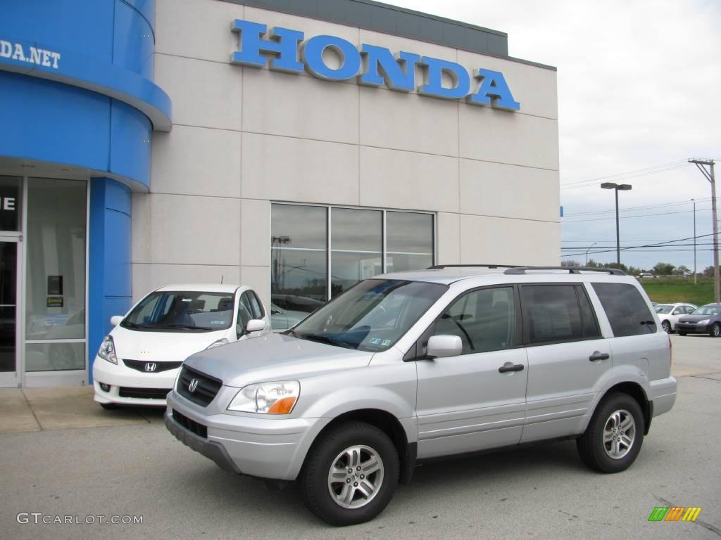 Starlight Silver Metallic Honda Pilot