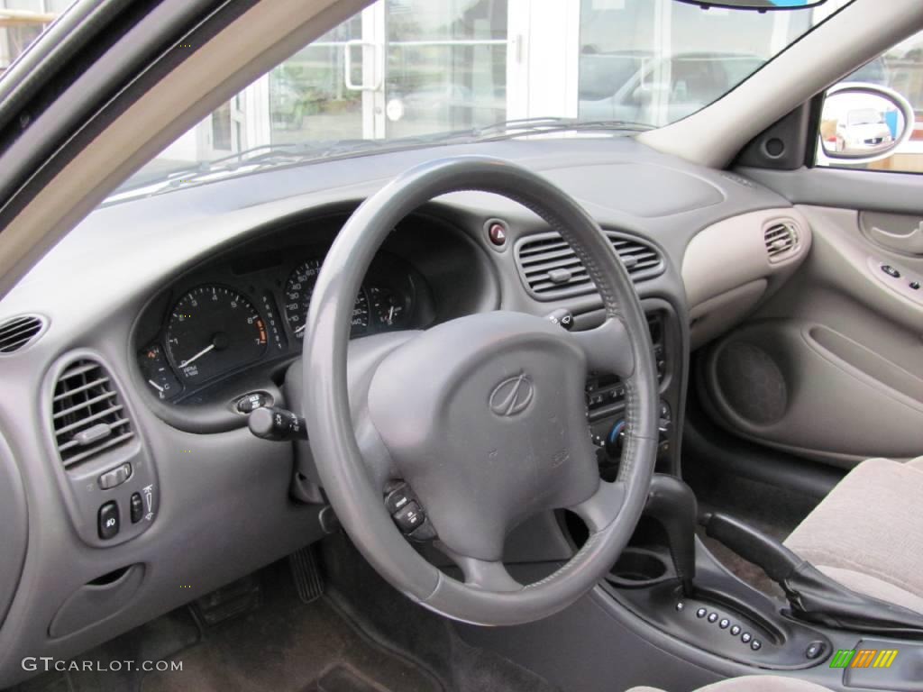 2001 Alero GL Sedan - Arctic White / Pewter photo #12