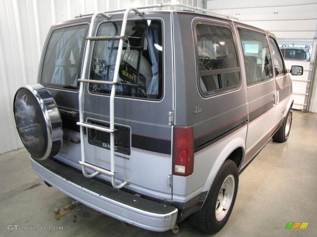 1987 Safari Conversion Van - Silver Metallic / Gray photo #2