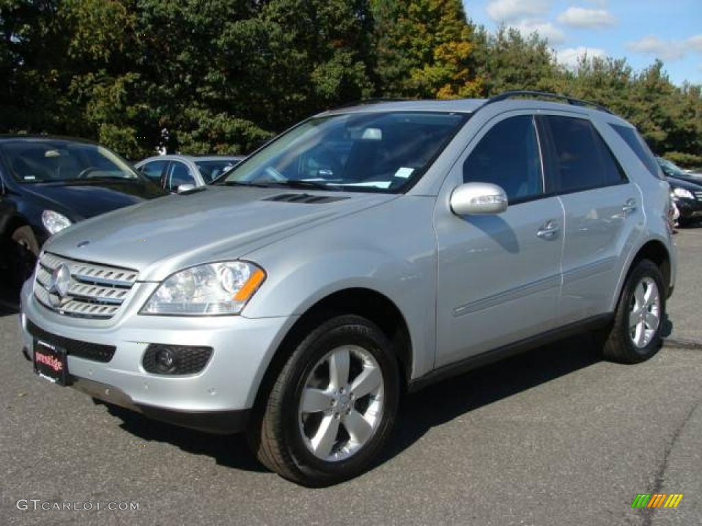 Iridium Silver Metallic Mercedes-Benz ML