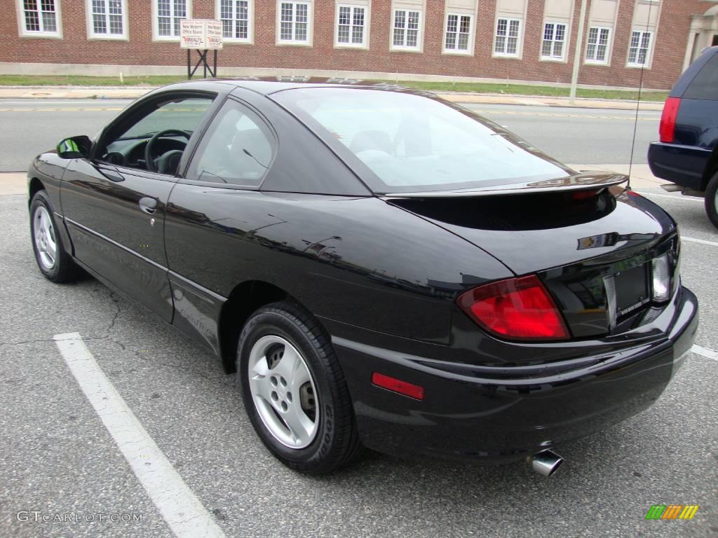 2005 Sunfire Coupe - Black / Graphite photo #9