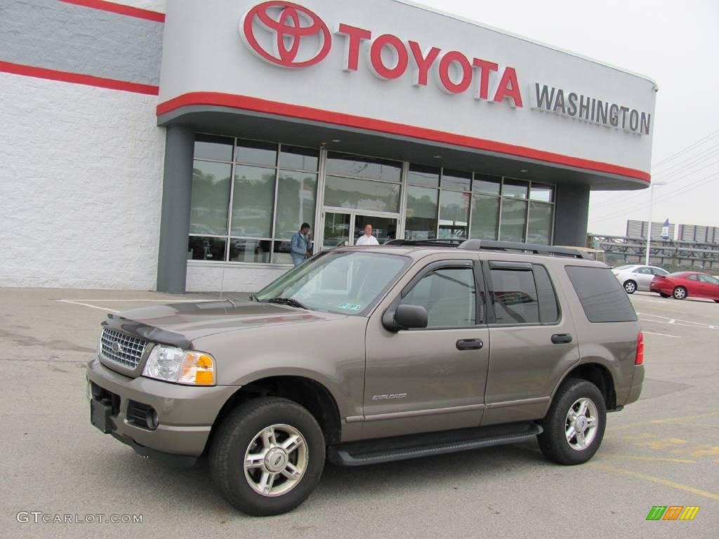 2005 Explorer XLT 4x4 - Mineral Grey Metallic / Medium Parchment photo #1